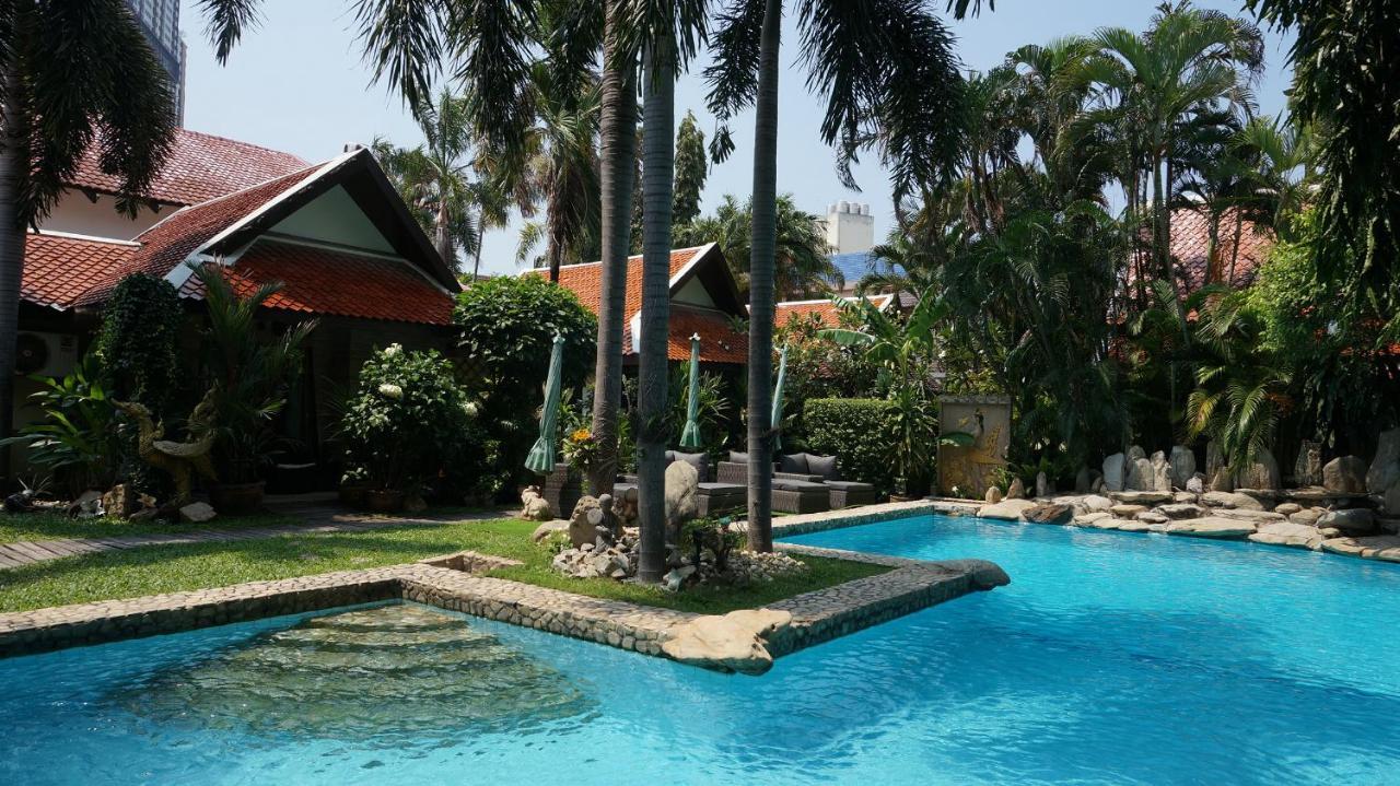 Leprive Resort Pattaya Bagian luar foto