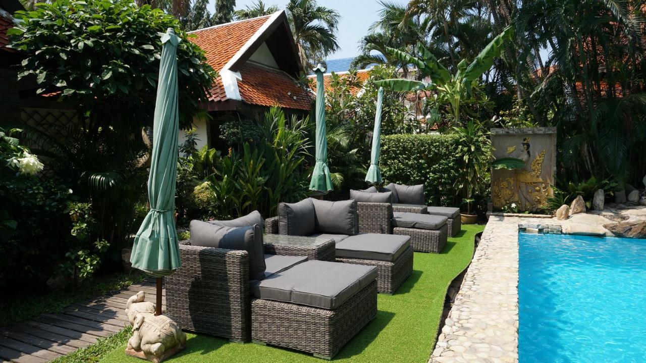 Leprive Resort Pattaya Bagian luar foto