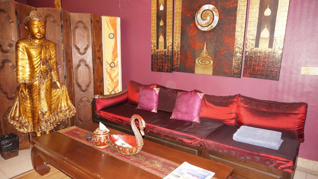 Leprive Resort Pattaya Bagian luar foto